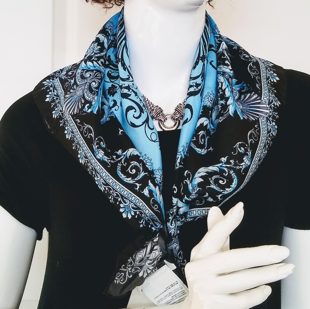 Versace Collection Authentic Silk Scarf - Picture 9 of 9